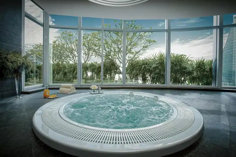 Grande Centre Point Hotel Terminal21